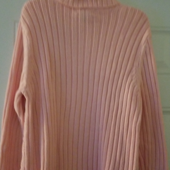 Sweater - Picture 4 of 4